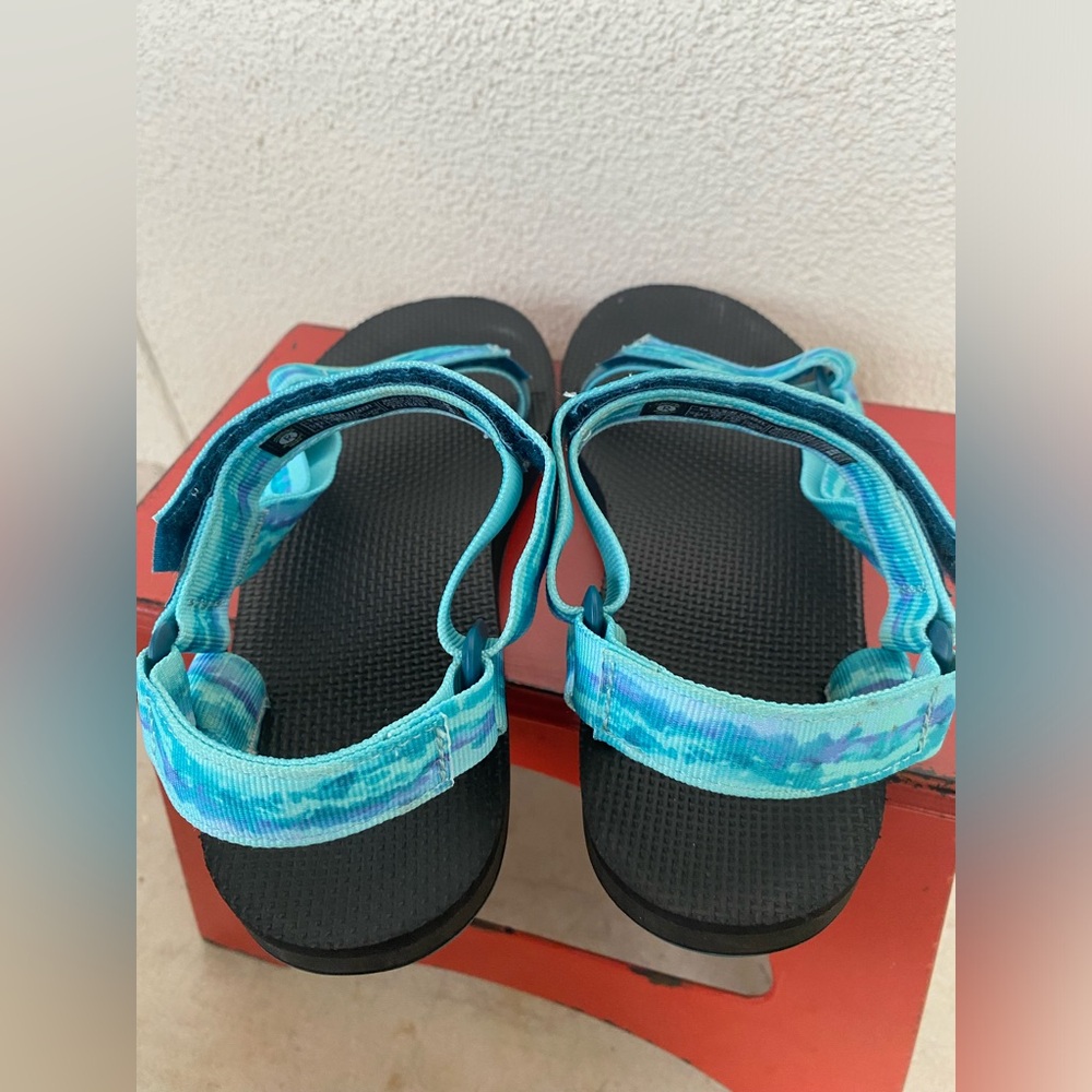 Teva Blue Tie-Dye Sandals Women’s Size 9 - Picture 4 of 8